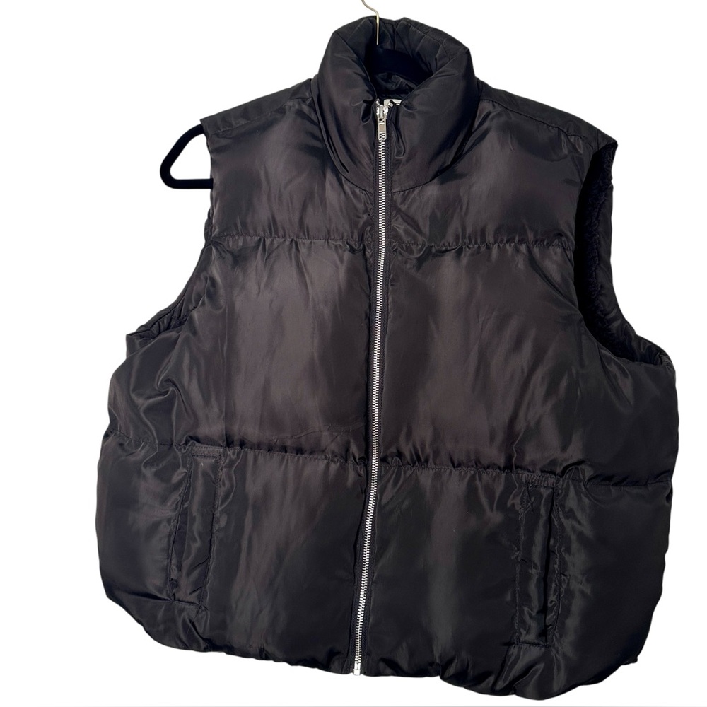 Faded Rose Black Puffer Vest Size Large.